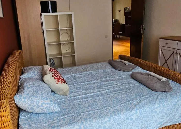 Elegant And Cozy アパート *